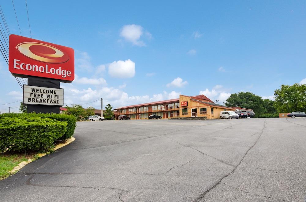 Econo Lodge Marion I-81 Exterior photo